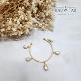 Hanging Pearl Bangle